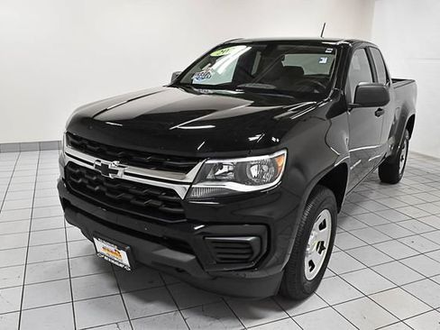 Certified 2021 Chevrolet Colorado W/T w/ WT Convenience Package AWD/4WD image 1
