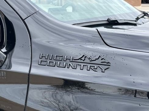 Used 2023 Chevrolet Tahoe High Country image 11