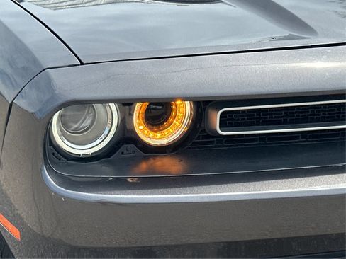 Used 2019 Dodge Challenger SXT RWD image 20
