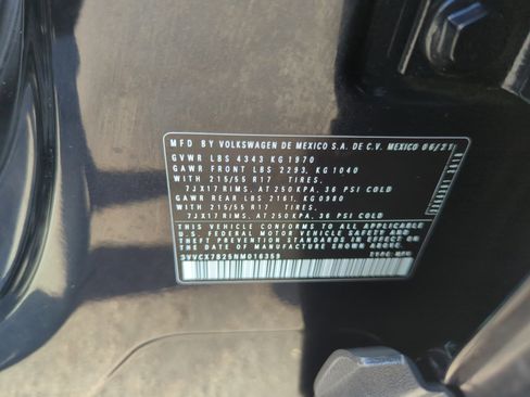 Certified 2022 Volkswagen Taos S image 24