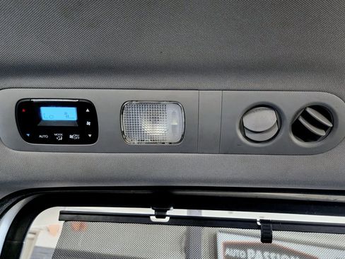 Used 2012 Honda Odyssey EX-L image 37