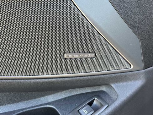 New 2026 BMW 330i xDrive xDrive w/ Premium Package image 13