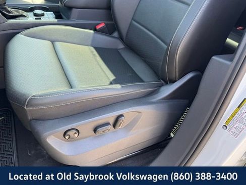 Used 2023 Volkswagen Atlas SE w/ Panoramic Sunroof Package AWD/4WD image 37