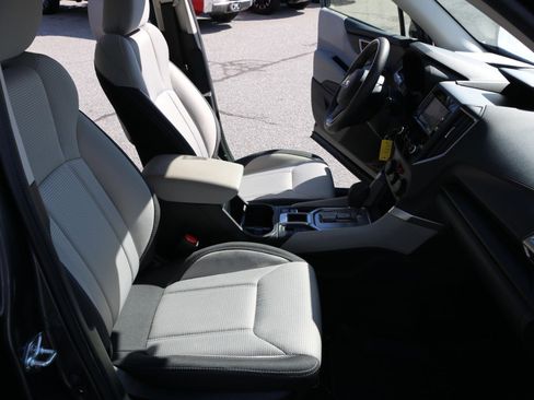 Used 2023 Subaru Forester BASE image 24