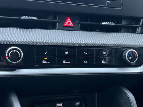 Used 2024 Kia Sportage LX image 20