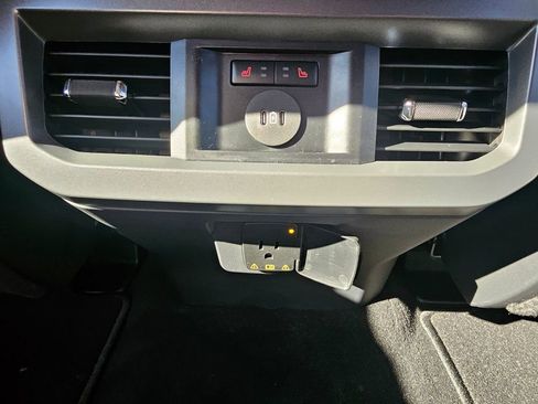 New 2026 Ford F350 Lariat w/ Lariat Premium Package image 31