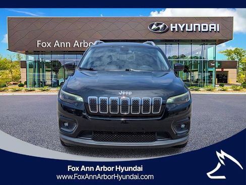 Used 2019 Jeep Cherokee Latitude Plus FWD image 8