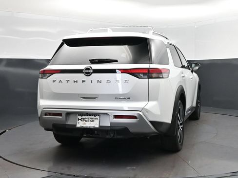 Used 2025 Nissan Pathfinder Platinum w/ Cargo Package FWD image 7