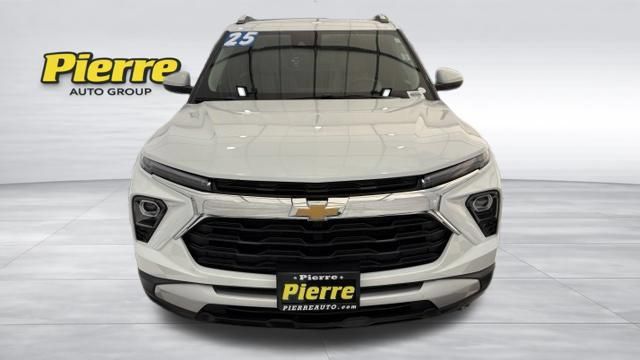 Used 2025 Chevrolet TrailBlazer LT AWD/4WD image 7