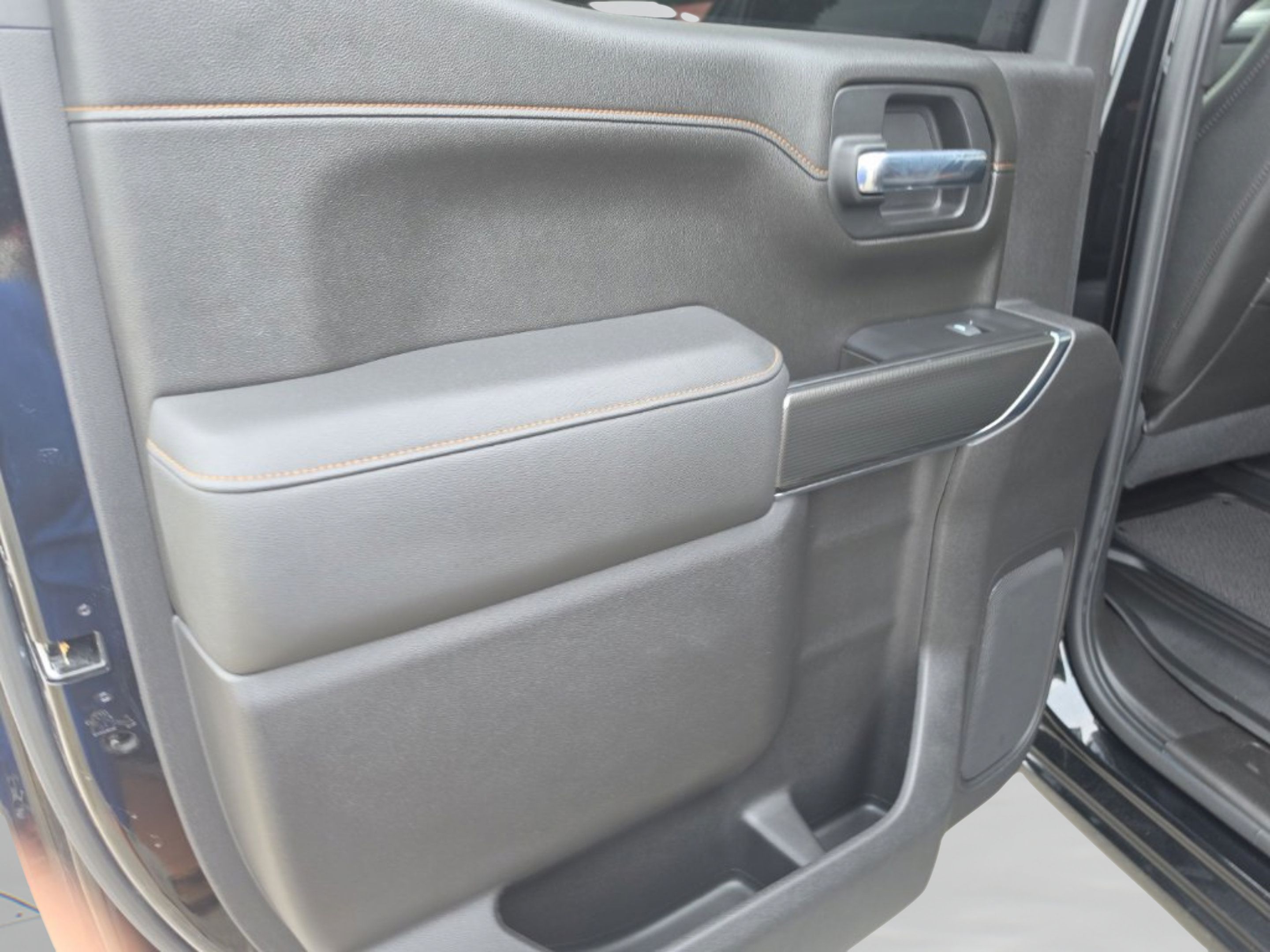 Used 2021 GMC Sierra 1500 AT4 w/ AT4 Value Package AWD/4WD image 22