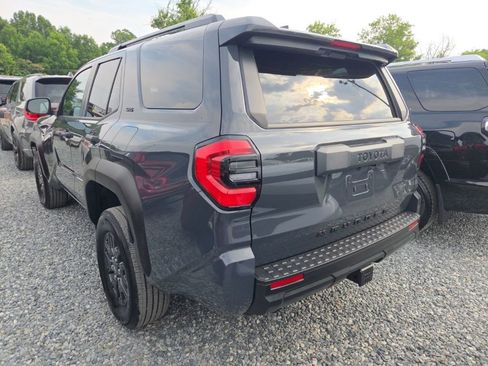 Used 2026 Toyota 4Runner SR5 RWD image 4