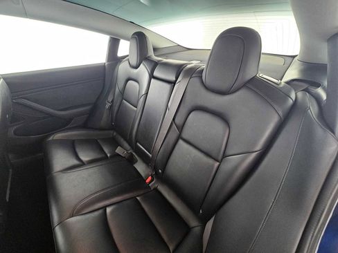 Used 2018 Tesla Model 3 Long Range image 18