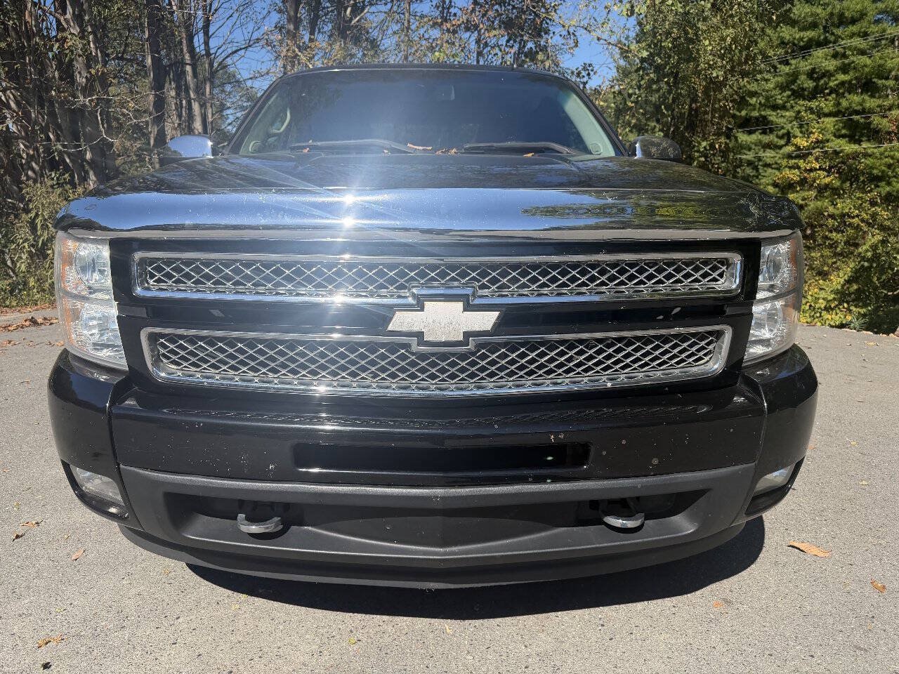 Used 2012 Chevrolet Silverado 1500 LTZ w/ LTZ Plus Package AWD/4WD image 2