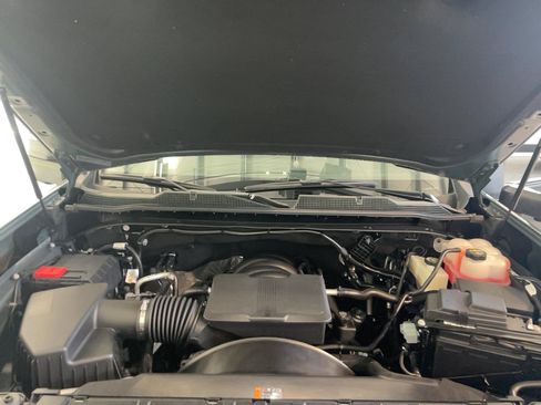 Used 2025 Chevrolet Silverado 2500 LT AWD/4WD image 17