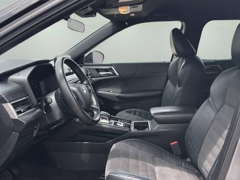 Used 2023 Mitsubishi Outlander SE AWD/4WD image 17
