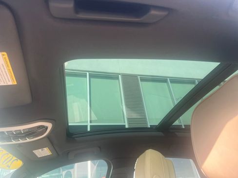 Used 2023 Porsche Macan S image 22