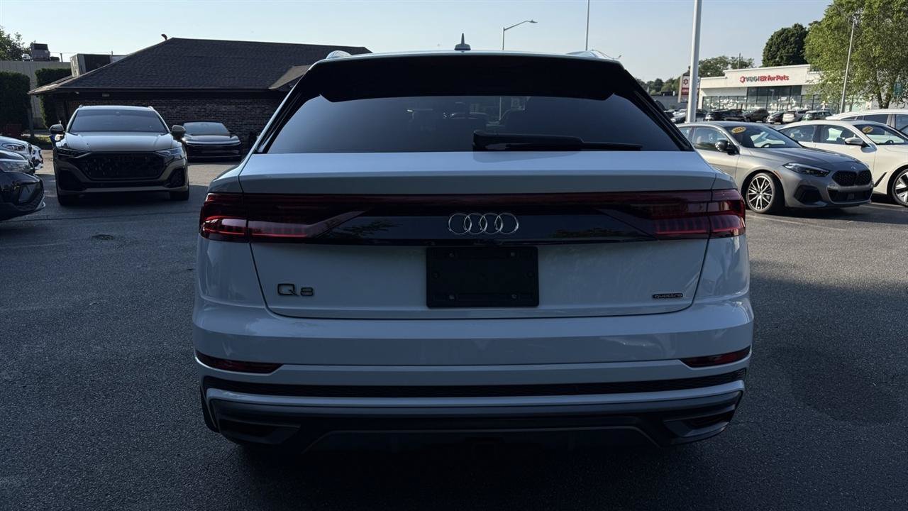 Used 2023 Audi Q8 Premium Plus w/ Premium Plus Package AWD/4WD image 15