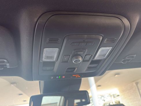Used 2023 GMC Yukon XL AT4 w/ AT4 Premium Package AWD/4WD image 24