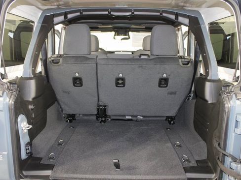 New 2026 Jeep Wrangler Unlimited Rubicon image 17