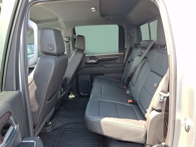 Used 2024 GMC Sierra 2500 SLT w/ SLT Premium Package AWD/4WD image 7