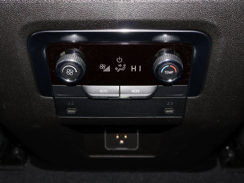 New 2026 Chevrolet Tahoe LS w/ LPO, Dark Essentials Package AWD/4WD image 30