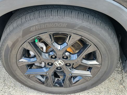 Certified 2024 Honda HR-V Sport image 7