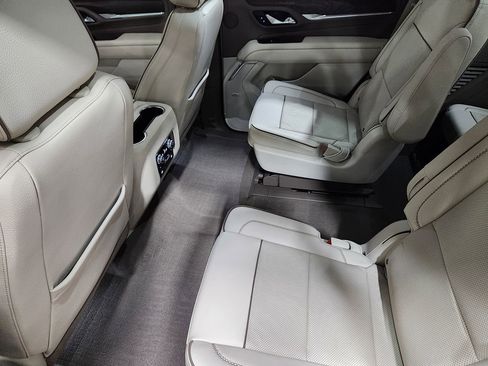 Used 2021 GMC Yukon Denali w/ Denali Premium Package AWD/4WD image 52