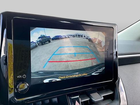 Used 2025 Toyota Corolla LE FWD image 25