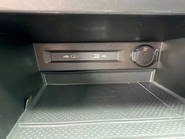 Certified 2023 Volkswagen Tiguan SE AWD/4WD image 23