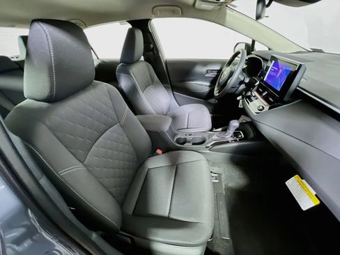 Used 2026 Toyota Corolla LE FWD image 23