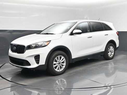 Used 2020 Kia Sorento FWD V6 image 22