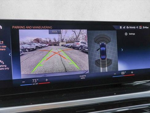 Used 2023 BMW 330i xDrive Sedan w/ Driving Assistance Package image 19