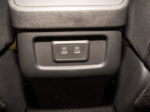 New 2026 Nissan Pathfinder SV image 9