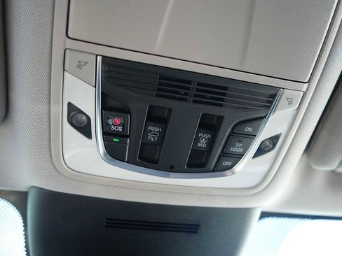 Certified 2025 Acura MDX SH-AWD image 29