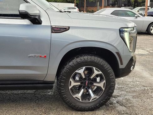 Used 2025 GMC Yukon AT4 Ultimate w/ LPO, Floor Liner Package AWD/4WD image 8