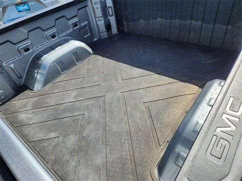 Certified 2025 GMC Sierra 1500 Elevation image 15