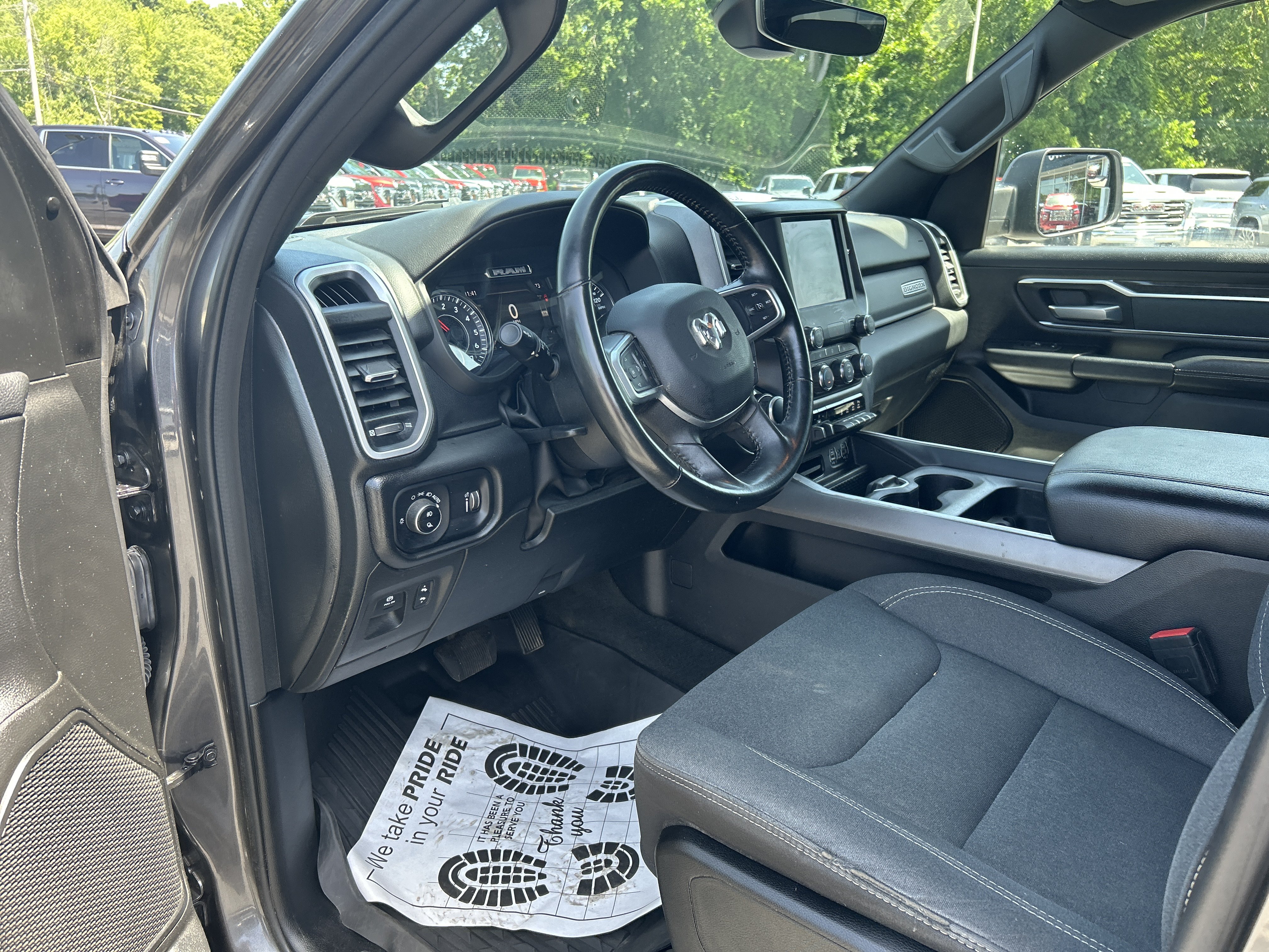 Used 2022 RAM 1500 Big Horn AWD/4WD image 19