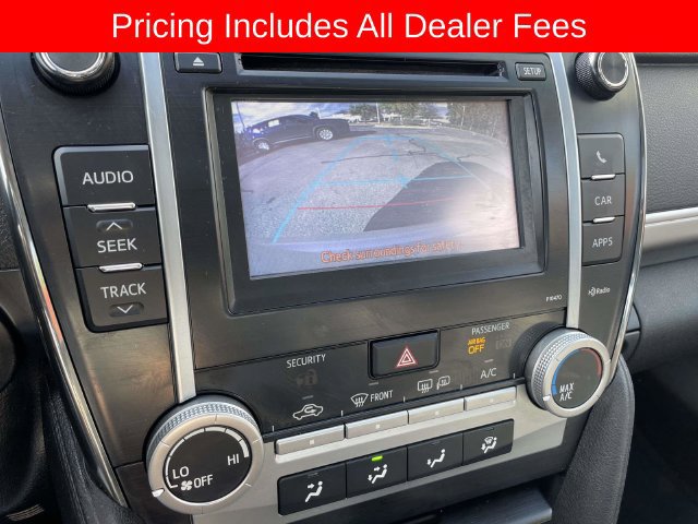 Used 2014 Toyota Camry SE w/ Moonroof Package FWD image 33