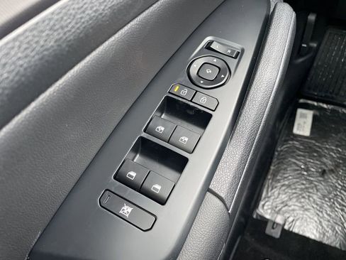 New 2026 Kia Sportage SX image 23