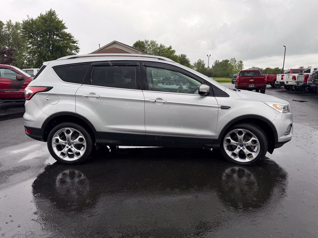 Used 2018 Ford Escape Titanium w/ Ford Safe & Smart Package AWD/4WD image 4