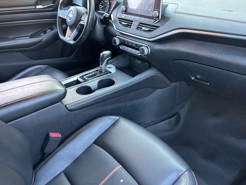 Used 2020 Nissan Altima 2.5 SR image 14