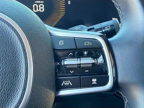 Used 2024 Kia Sorento S image 41