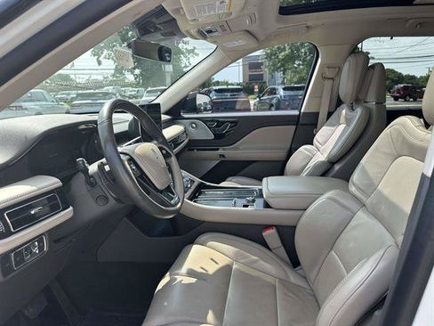 Certified 2022 Lincoln Aviator Reserve w/ Equipment Group 201A AWD/4WD image 32