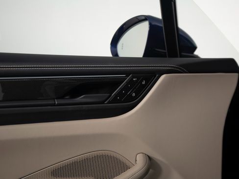 Certified 2024 Porsche Macan Turbo Electric image 34