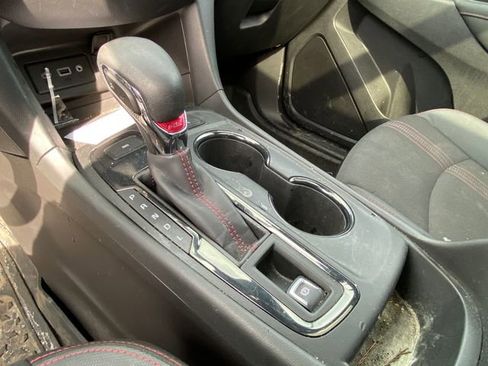 Certified 2023 Chevrolet Equinox RS w/ LPO, Floor Liner Package image 7