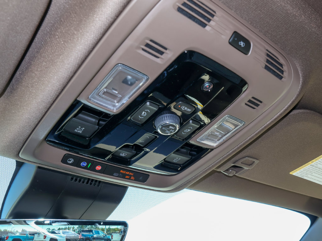 New 2026 GMC Yukon Denali w/ Advanced Technology Package AWD/4WD image 37