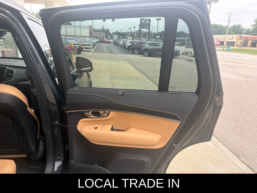Used 2022 Volvo XC90 T6 Inscription w/ Lounge Package AWD/4WD image 10