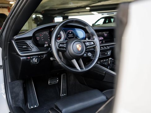 Certified 2021 Porsche 911 Turbo image 25