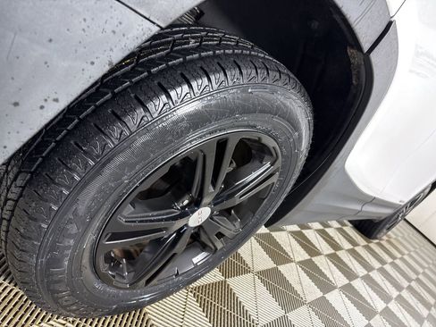 Used 2018 GMC Terrain SLE image 32