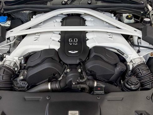 Used 2016 Aston Martin Vanquish Coupe RWD image 12